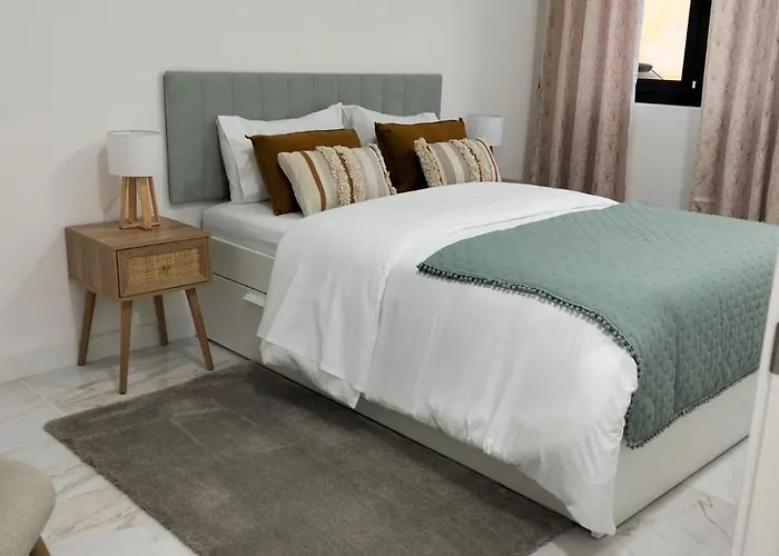 Costa * 噶凡哈达纳扎雷